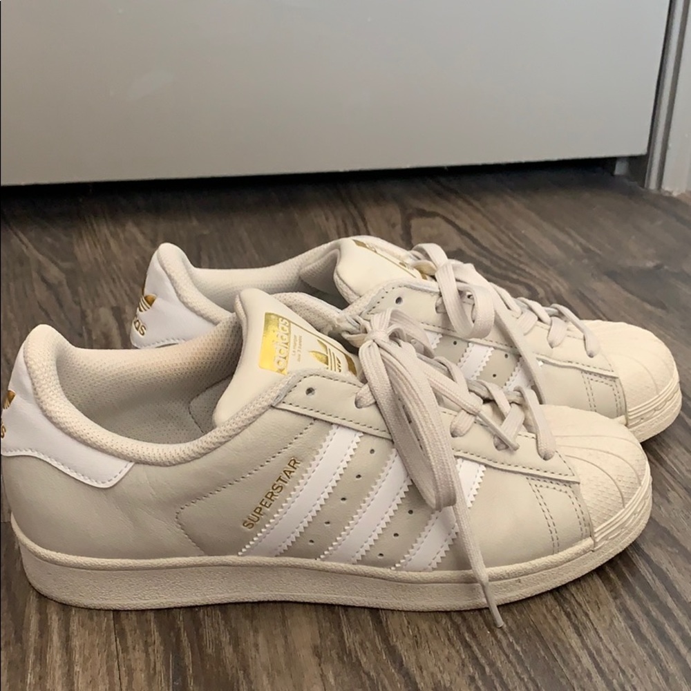 Adidas Superstar Sneakers
